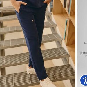 Fabletics Navy Blue Straight Leg Women's Pants M